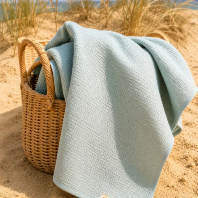 petitpote - Serviette de plage enfant – Vert d'eau / Taille unique