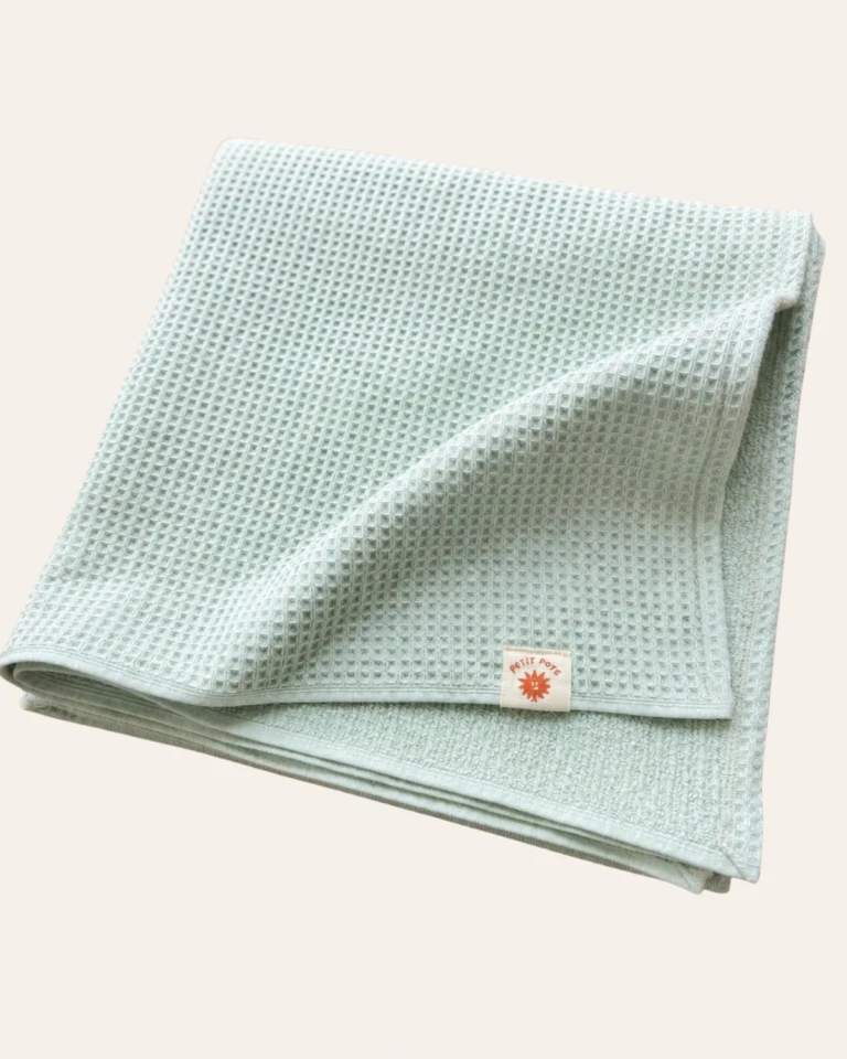 petitpote - Serviette de plage enfant – Vert d'eau / Taille unique