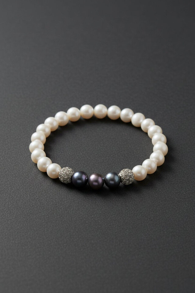 Bracelet Eclipse Perles d’eau douce et Or Blanc par la marque NEIJE NEIJE - Bracelet Eclipse Perles d’eau douce et Or Blanc