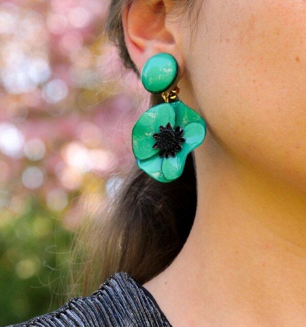 Ciléa Paris - Boucle d'oreille longue Anémone - Petit – Orange / Dormeuse (Oreilles percées)