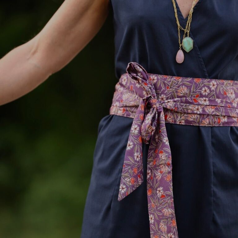 anita coton fleurs daubergine 1615613 Quintessence - Ceinture Anita — Coton fleurs d’aubergine