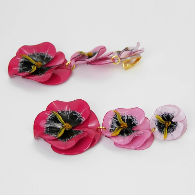 Ciléa Paris - Boucles d'oreilles pendantes 3 fleurs Pensée - Maxi – Léopard / Tige (Oreilles percées)