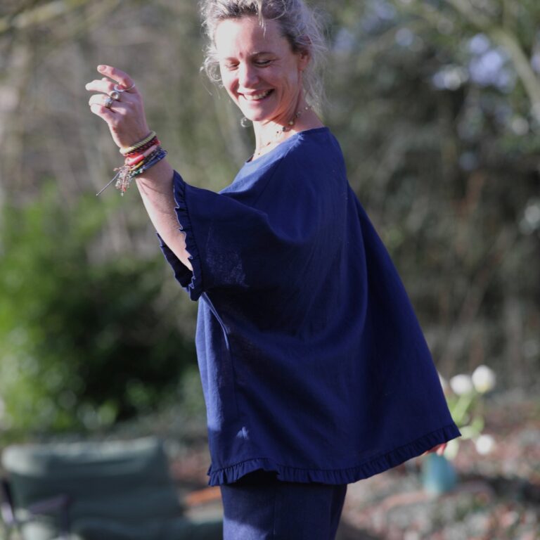 Quintessence - Blouse Annette – Lin bleu indigo – Taille unique