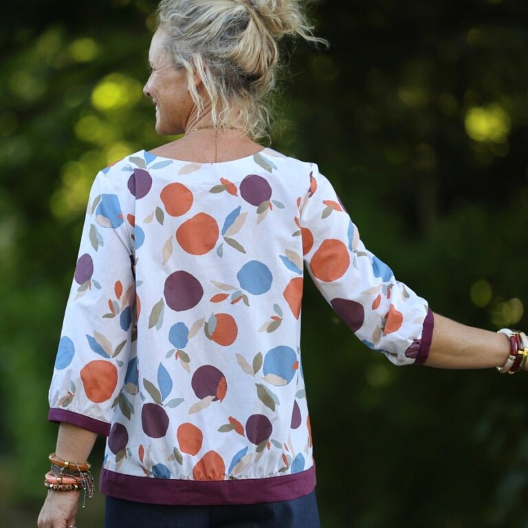 Quintessence - Blouse Constance — Coton fruité & bandes lin lilas – XXL