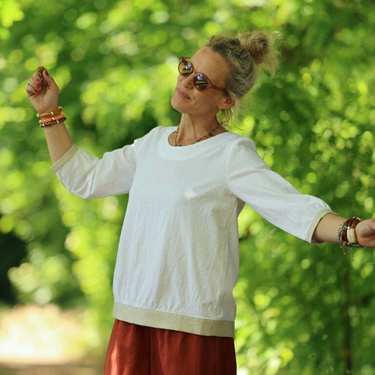 Quintessence - Blouse Constance — Coton plumetis blanc & bandes lin chiné ficelle – XXL