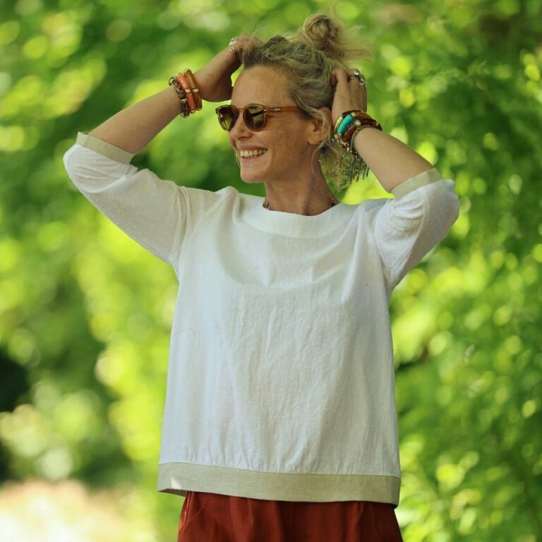 Quintessence - Blouse Constance — Coton plumetis blanc & bandes lin chiné ficelle – XXL
