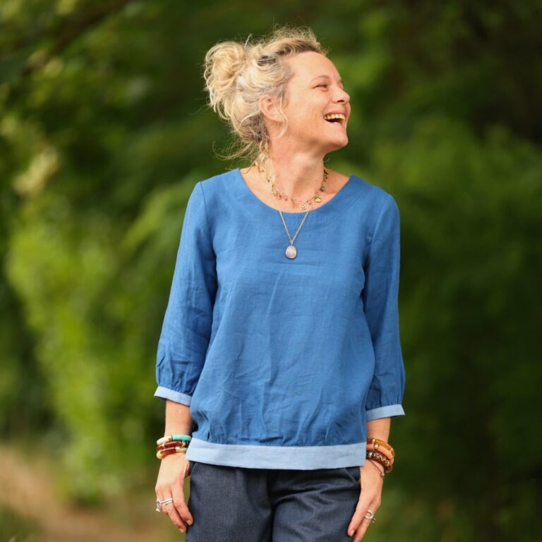 Quintessence - Blouse Constance — Lin majorelle & bandes bleu océan – XXL