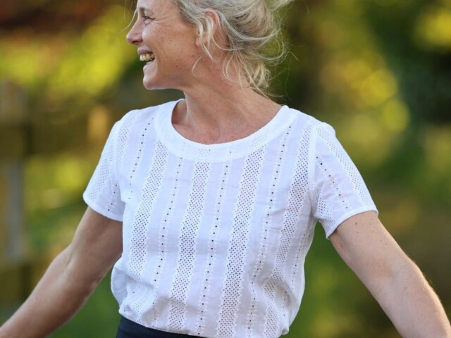 Quintessence - Blouse Emeline en broderie géométrique blanche – XXL