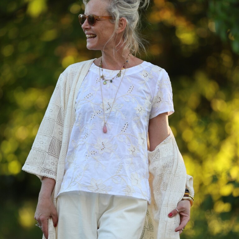 blouse emeline en broderie poetique ivoire 1032246 Quintessence - Blouse Emeline en broderie poétique ivoire – XXL