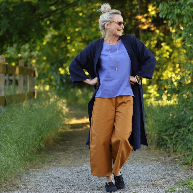 Quintessence - Blouse Emeline en lin bleu lavande – 3XL