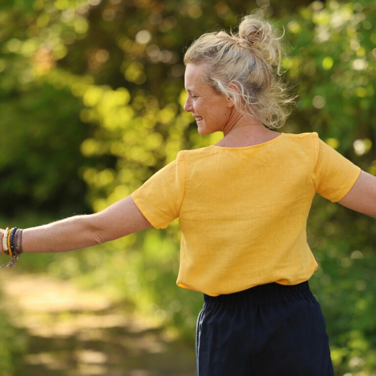 Quintessence - Blouse Emeline en lin soleil – 3XL