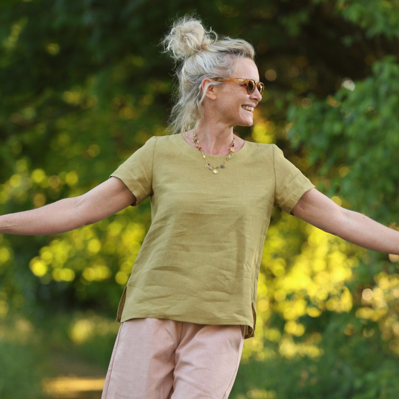 blouse emeline en lin vert kiwi 1170554 Quintessence - Blouse Emeline en lin vert kiwi – 3XL