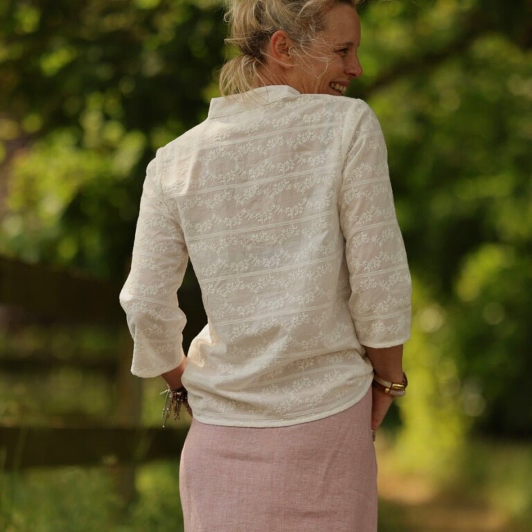 Quintessence - Blouse Madeleine – Broderie point de croix fleuri – XXL