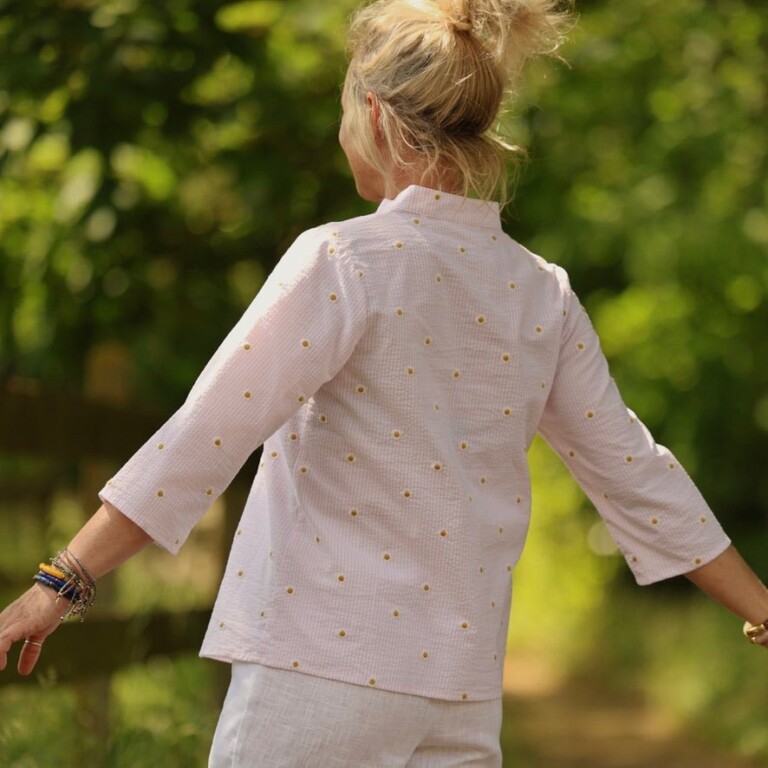 Quintessence - Blouse Madeleine – Seersucker rayé rose & pâquerettes – XXL