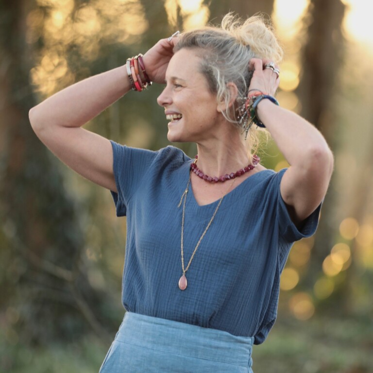 Meta SS25 - Blouse Nila - Double gaze de coton indigo – L