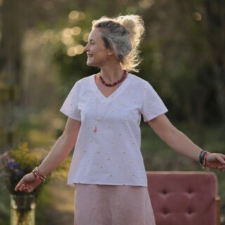 Quintessence - Blouse Nila  Seersucker rayé rose & pâquerettes