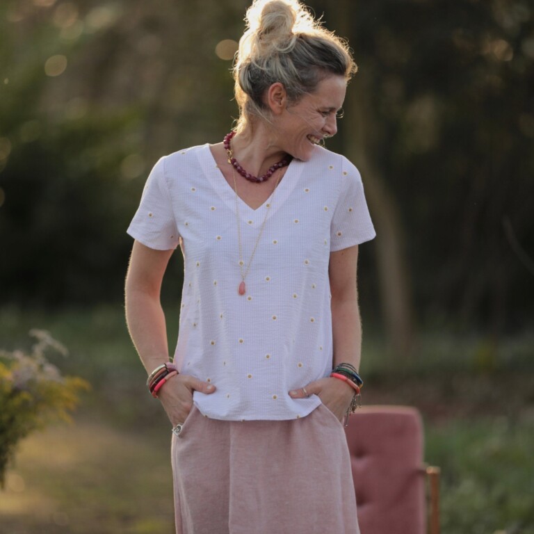 Meta SS25 - Blouse Nila - Seersucker rayé rose & pâquerettes – XXL