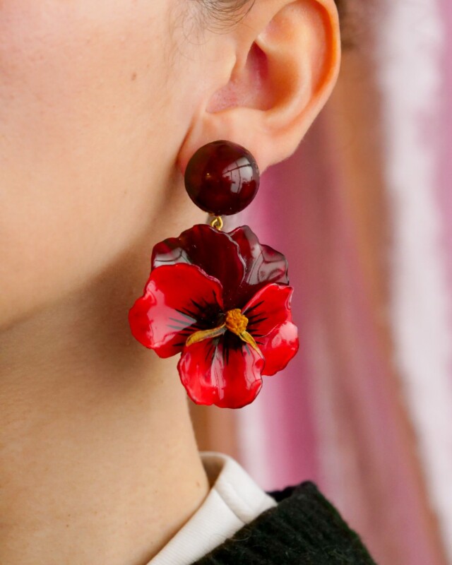 Ciléa Bijoux - Boucle d'oreille pendante Pensée viola - Grande – Rouge clair / Clips
