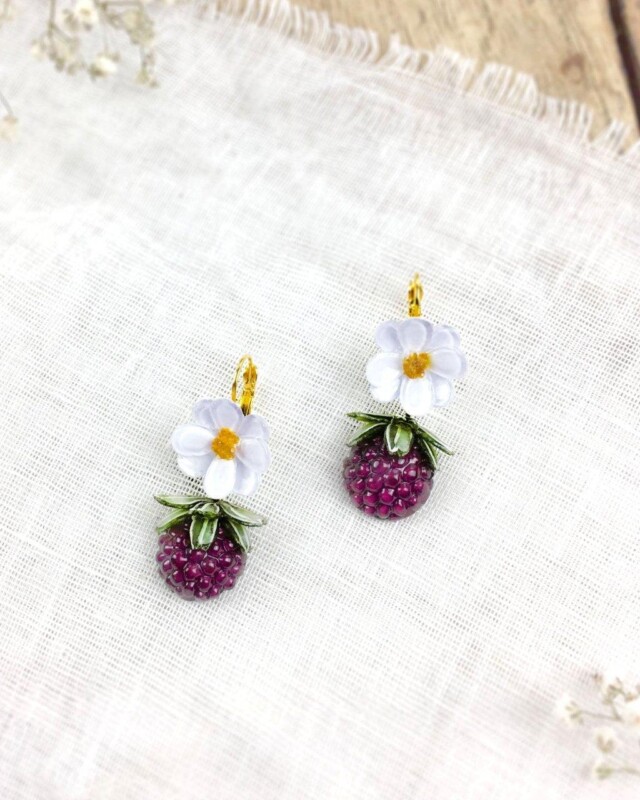 Ciléa Paris - Boucle d'oreille Framboise Botanica – Fleur / Dormeuse (Oreilles percées)