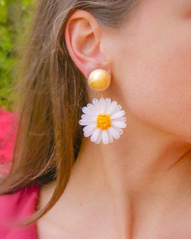 Ciléa Paris - Boucles d'oreilles pendantes Daisy - Petit – Tige (Oreilles percées)