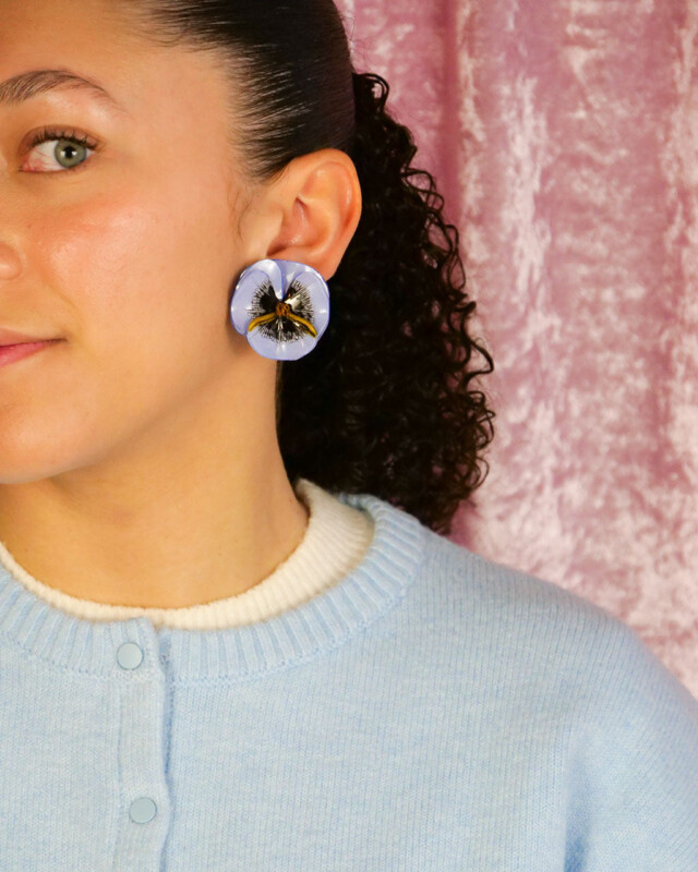 Ciléa Paris - Boucles d'oreilles courtes Pensée - Petit – Édition limitée - Bleu Canard / Dormeuse (Oreilles percées)