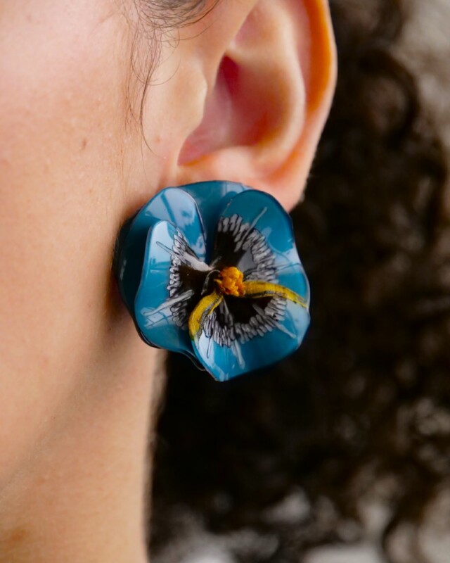 Ciléa Paris - Boucles d'oreilles courtes Pensée - Petit – Édition limitée - Bleu Canard / Dormeuse (Oreilles percées)