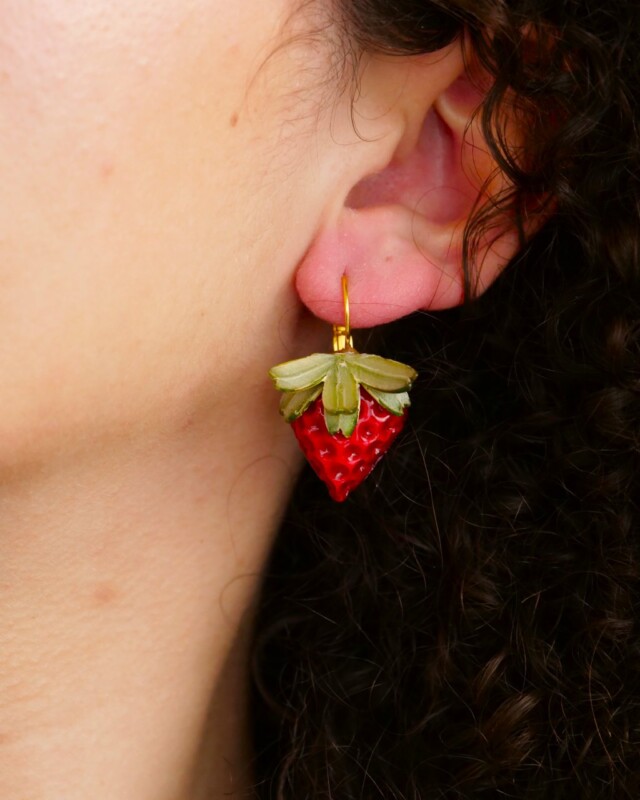 Ciléa Paris - Boucle d'oreille Fraise Botanica – Fleur / Tige (Oreilles percées)