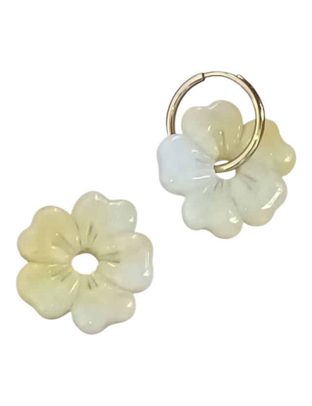 L’Atelier de Patricia - Boucles d'oreilles interchangeable- la fleurs printemps – Blanc