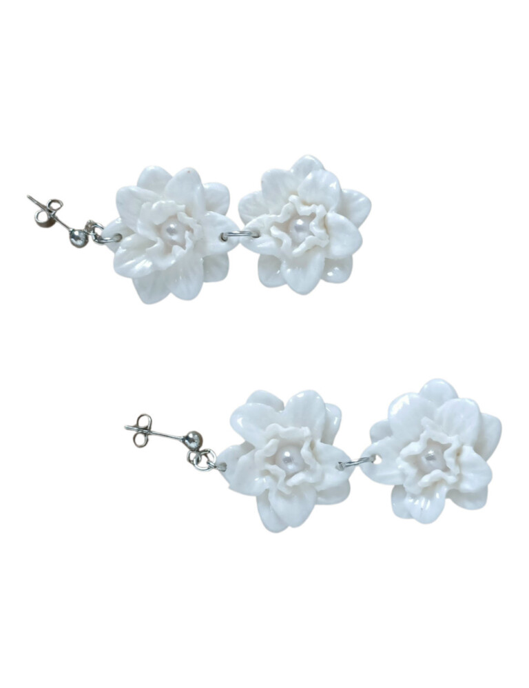 L’Atelier de Patricia - boucles d'oreilles mariée- grappe de fleurs – Blanc
