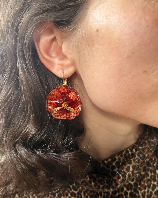 Ciléa Bijoux - Boucles d'oreilles courtes Pensée or - Petit – Rouge clair / Tige
