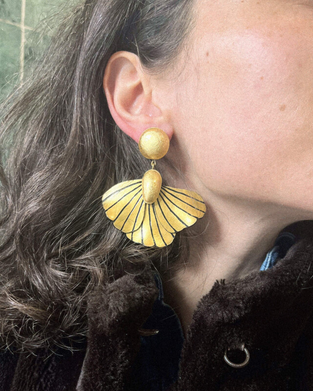 Ciléa Paris - Boucles d'oreilles pendantes Élise - Grand – Rouge / Tige (Oreilles percées)