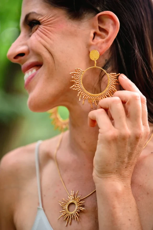 valdyria.com - Boucles D’oreilles Pendantes Apollisia Solaris