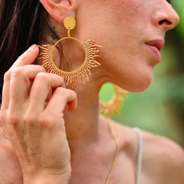 valdyria.com - Collier à Pendentif Apollisia Solaris