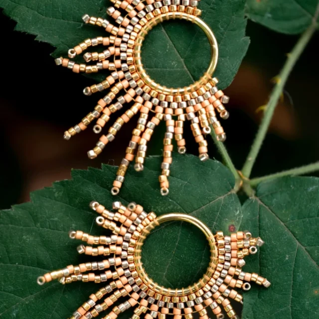 valdyria.com - Petites Boucles D’oreilles Apollisia Solaris