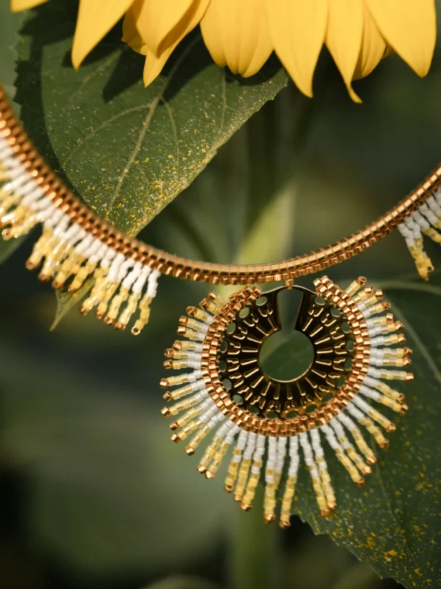 valdyria.com - Collier Majestueux Mira Helia