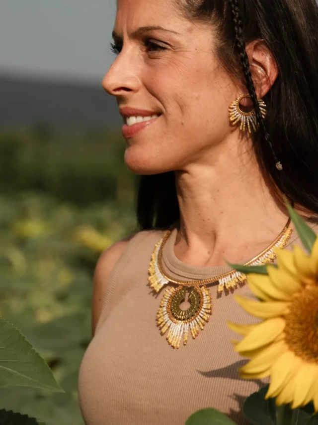valdyria.com - Collier Majestueux Mira Helia