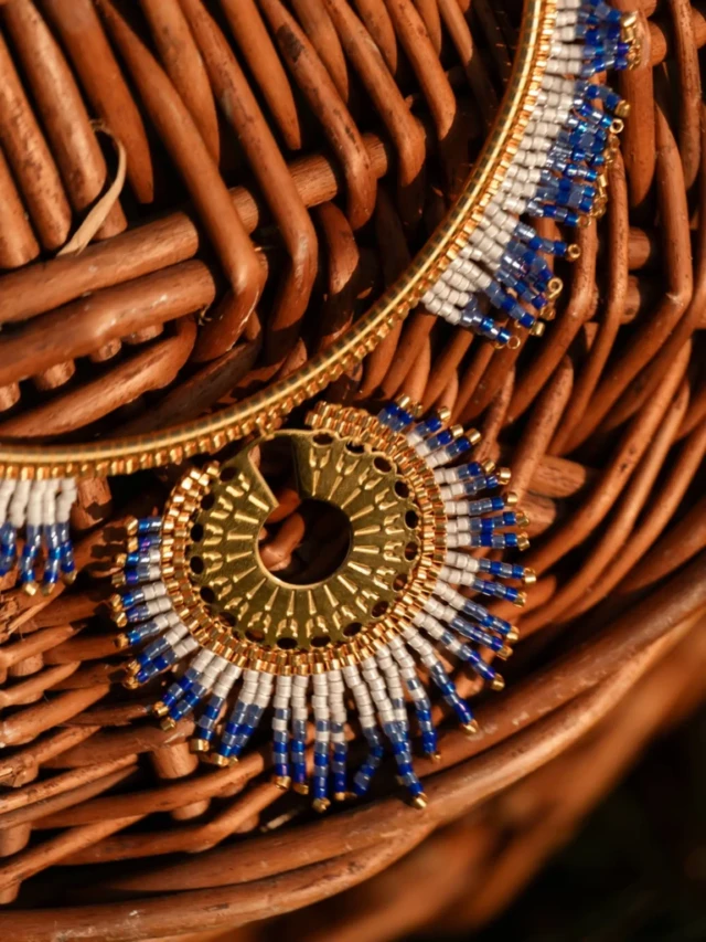 valdyria.com - Collier Majestueux Mira Obscura