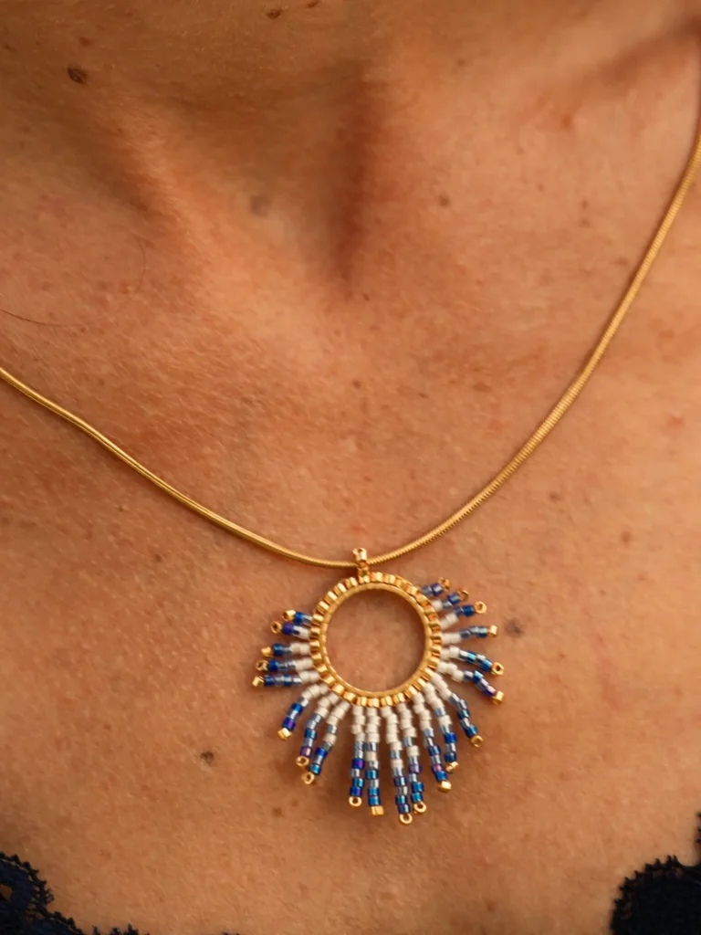boutique valdyria mira obscura collier sautoir 6 batcheditor fotor 768x1024 1 valdyria.com - Collier à Pendentif Mira Obscura