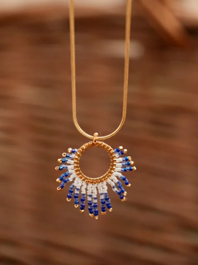 valdyria.com - Collier à Pendentif Mira Obscura