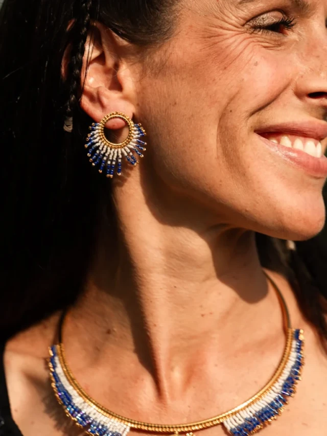 valdyria.com - Petites Boucles D’oreilles Mira Obscura