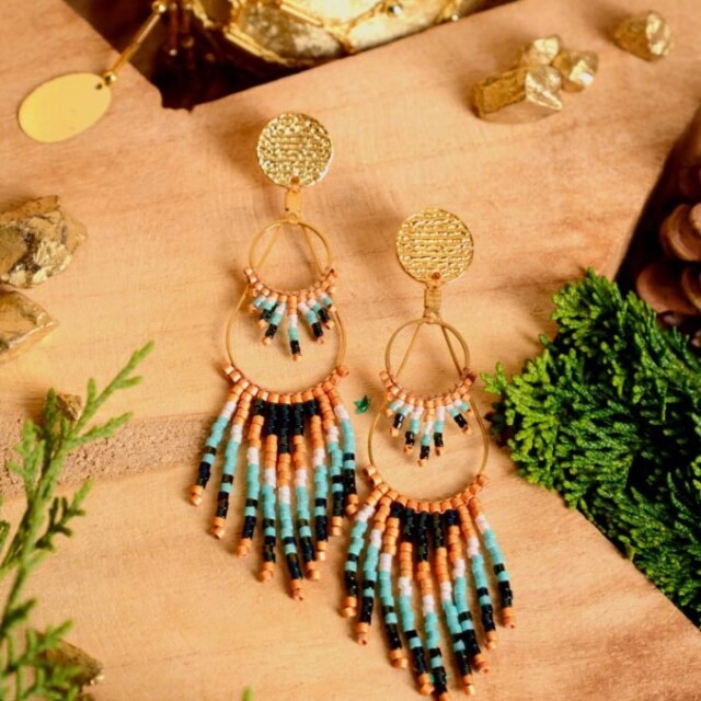 valdyria.com - Boucles D’oreilles Pendantes Nilyra Maria Bronze