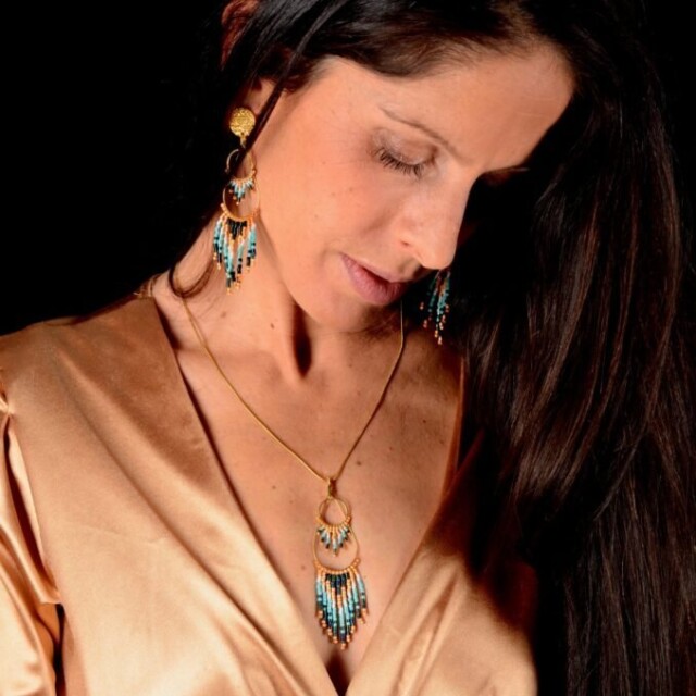 valdyria.com - Collier à Pendentif Nilyra Maria Bronze