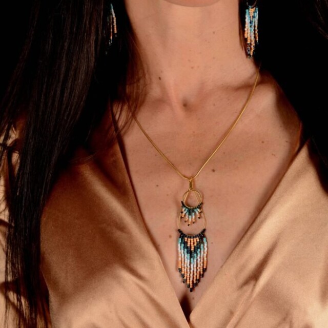 valdyria.com - Collier à Pendentif Nilyra Maria Marine