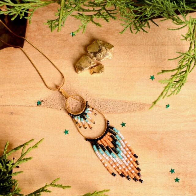 valdyria.com - Collier à Pendentif Nilyra Maria Marine