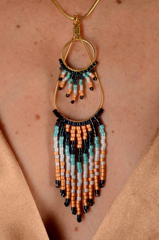 valdyria.com - Collier à Pendentif Nilyra Maria Marine