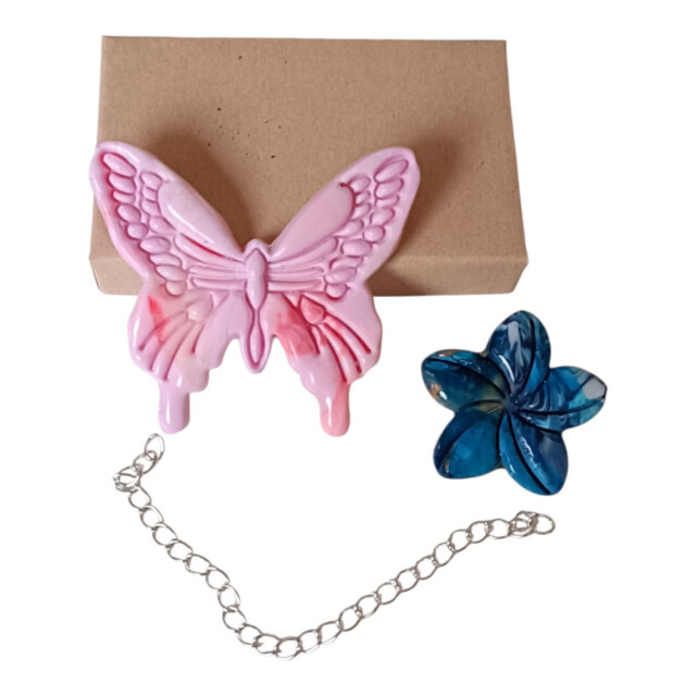 L’Atelier de Patricia - Broche Papillon & Fleur – Rose et bleu