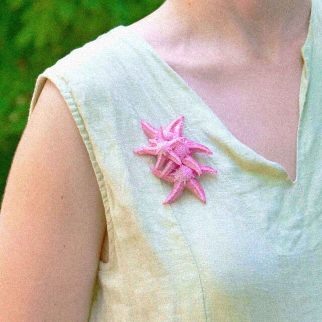 Ciléa Bijoux - Broche Ariel – Bleu pale