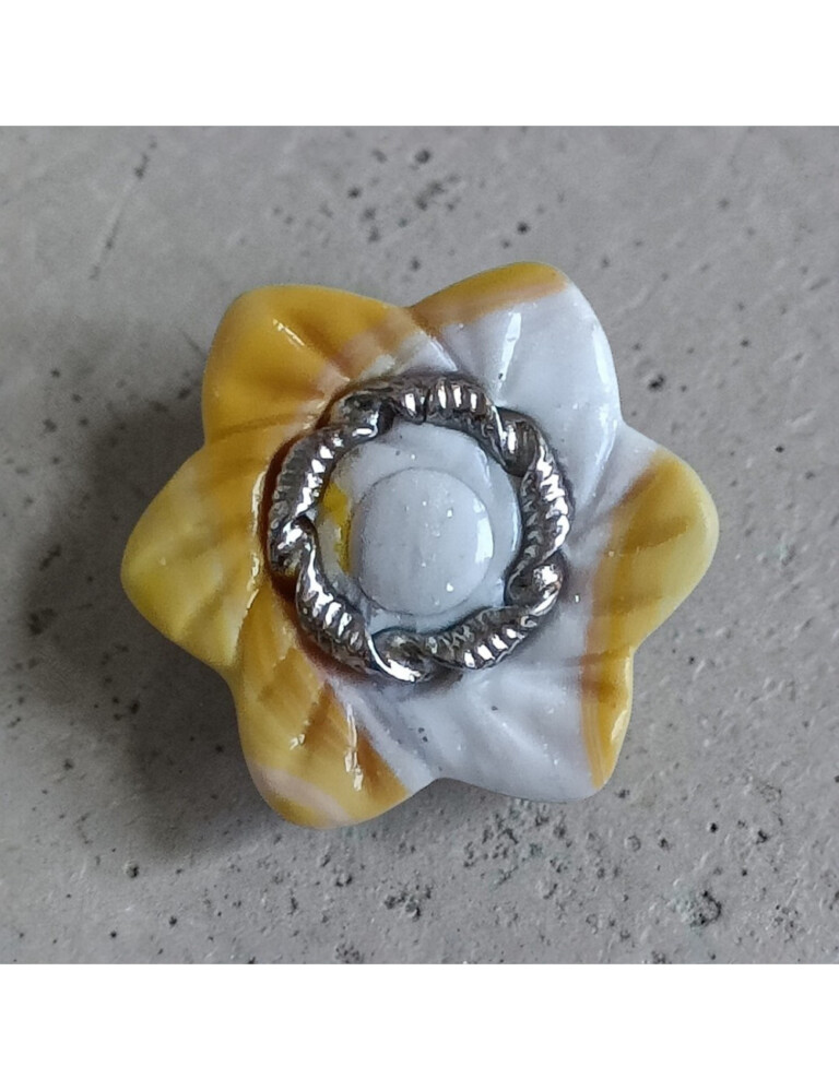 L’Atelier de Patricia - Cache bouton chemise -fleur argent – Dégradé jaune et blanc