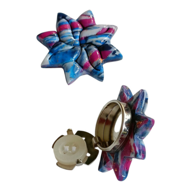 L’Atelier de Patricia - Cache bouton chemise -Couvre-bouton étoile multicolore – Bleu marine