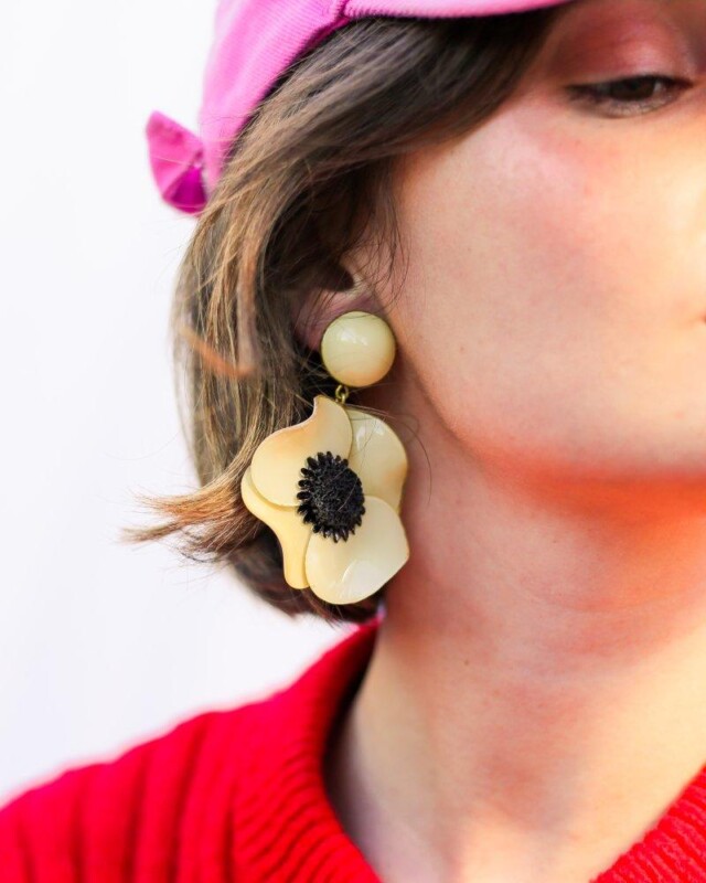 Ciléa Paris - Boucles d'oreilles pendantes Anémone - Grand – Tige (Oreilles percées) / Noir